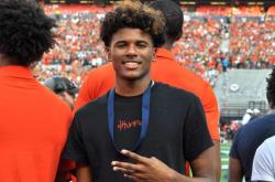 开云平台-迪拜举行棒球比赛，火箭表现历史性的简单介绍