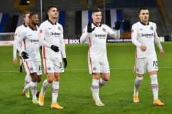 开云APP-法兰克福客场击败霍芬海姆，积分榜上继续领先的简单介绍