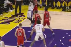 开云体育中国-包含菲律宾男篮血洗加拿大男篮，詹姆斯送出助攻的词条