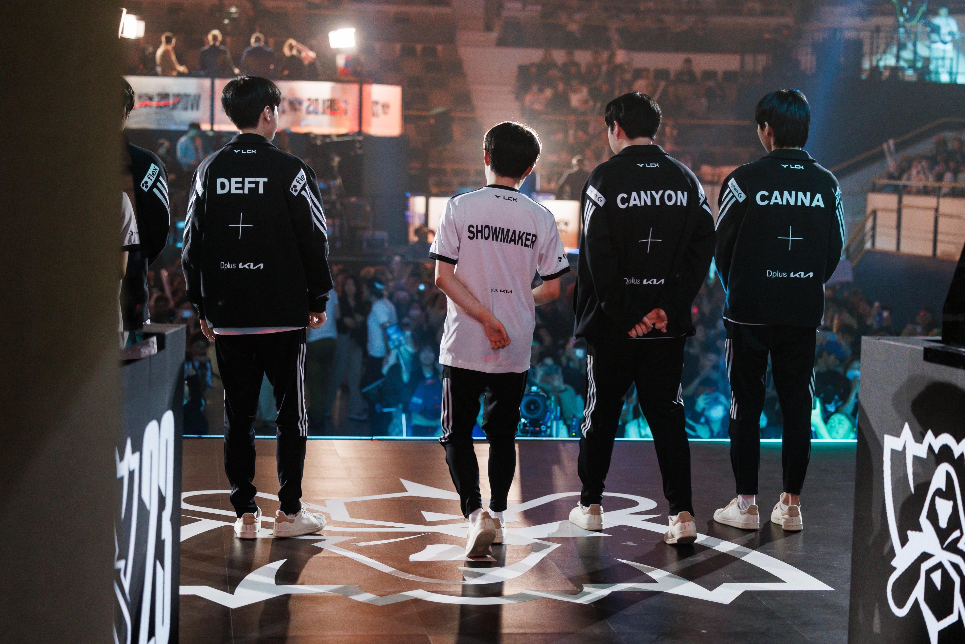 DK绝杀PSG,ShowMaker打出惊人五杀小组赛2:1(洛杉矶) DK绝杀PSG,ShowMaker打出惊人五杀小组赛2:1(洛杉矶)