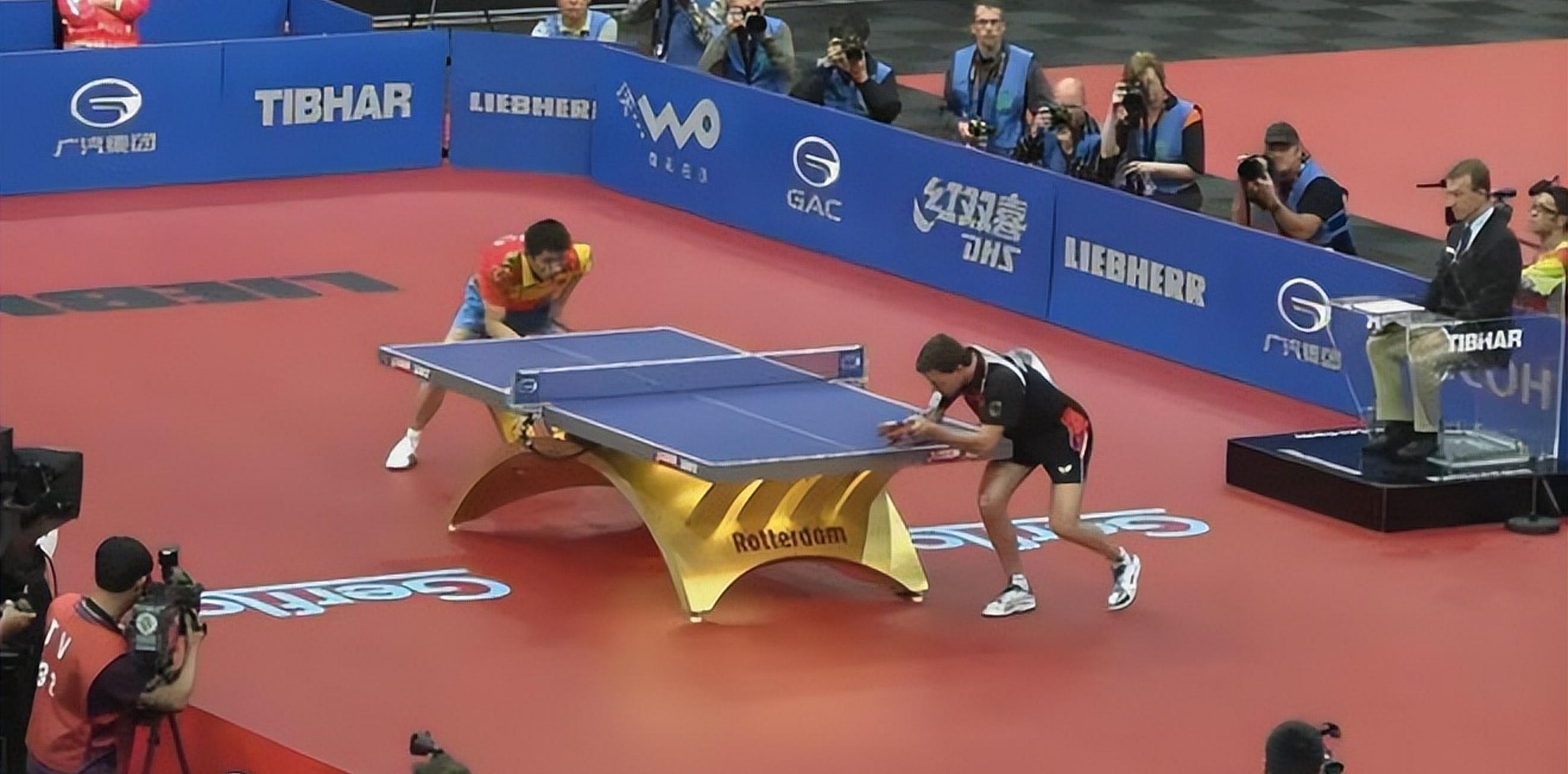 德国乒乓球队鏖战英国乒乓球队,波尔送出助攻的简单介绍 德国乒乓球队鏖战英国乒乓球队,波尔送出助攻的简单介绍