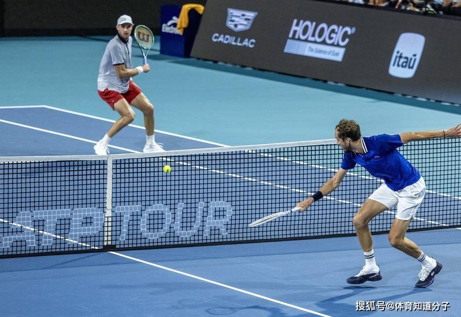 包含德国网球队横扫世界网球队,梅德韦杰夫关键制胜的词条 包含德国网球队横扫世界网球队,梅德韦杰夫关键制胜的词条