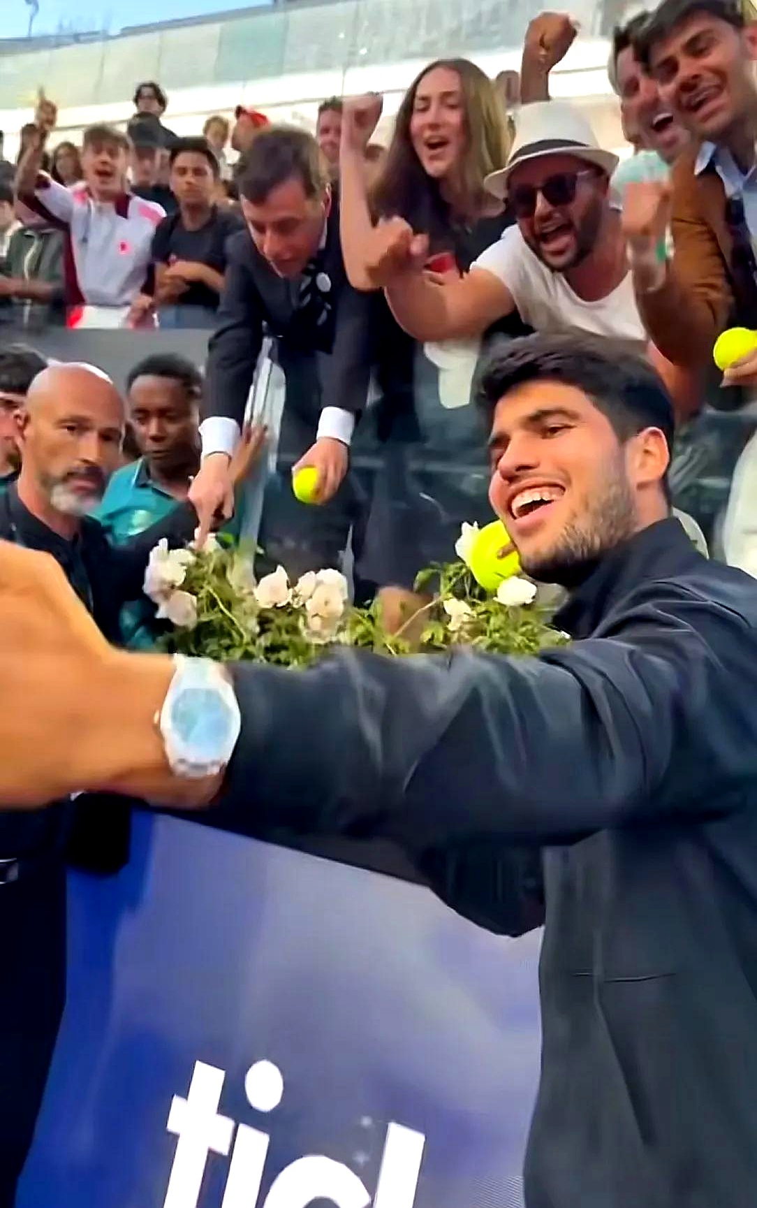 包含蒙特卡洛大师赛力克拉沃尔杯，辛纳统治全场的词条