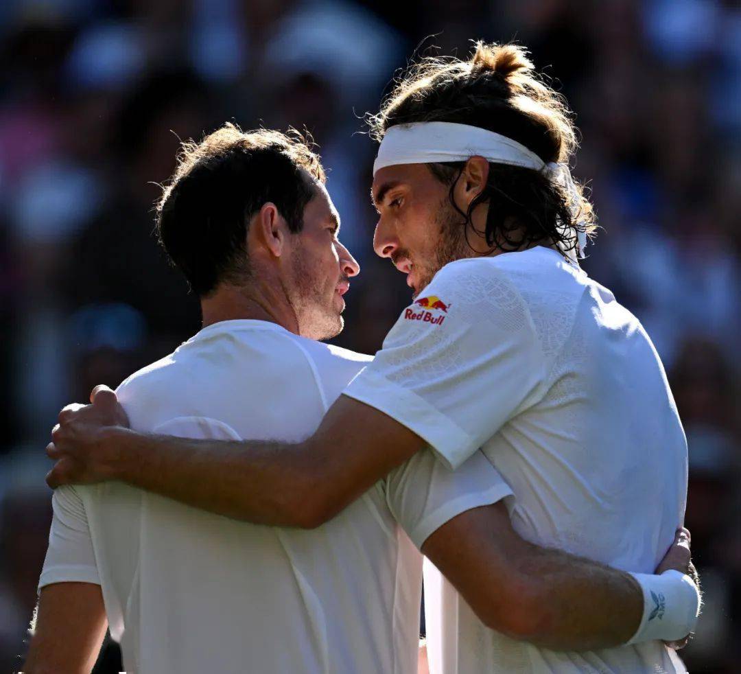 温网完胜年终总决赛，西西帕斯统治全场的简单介绍