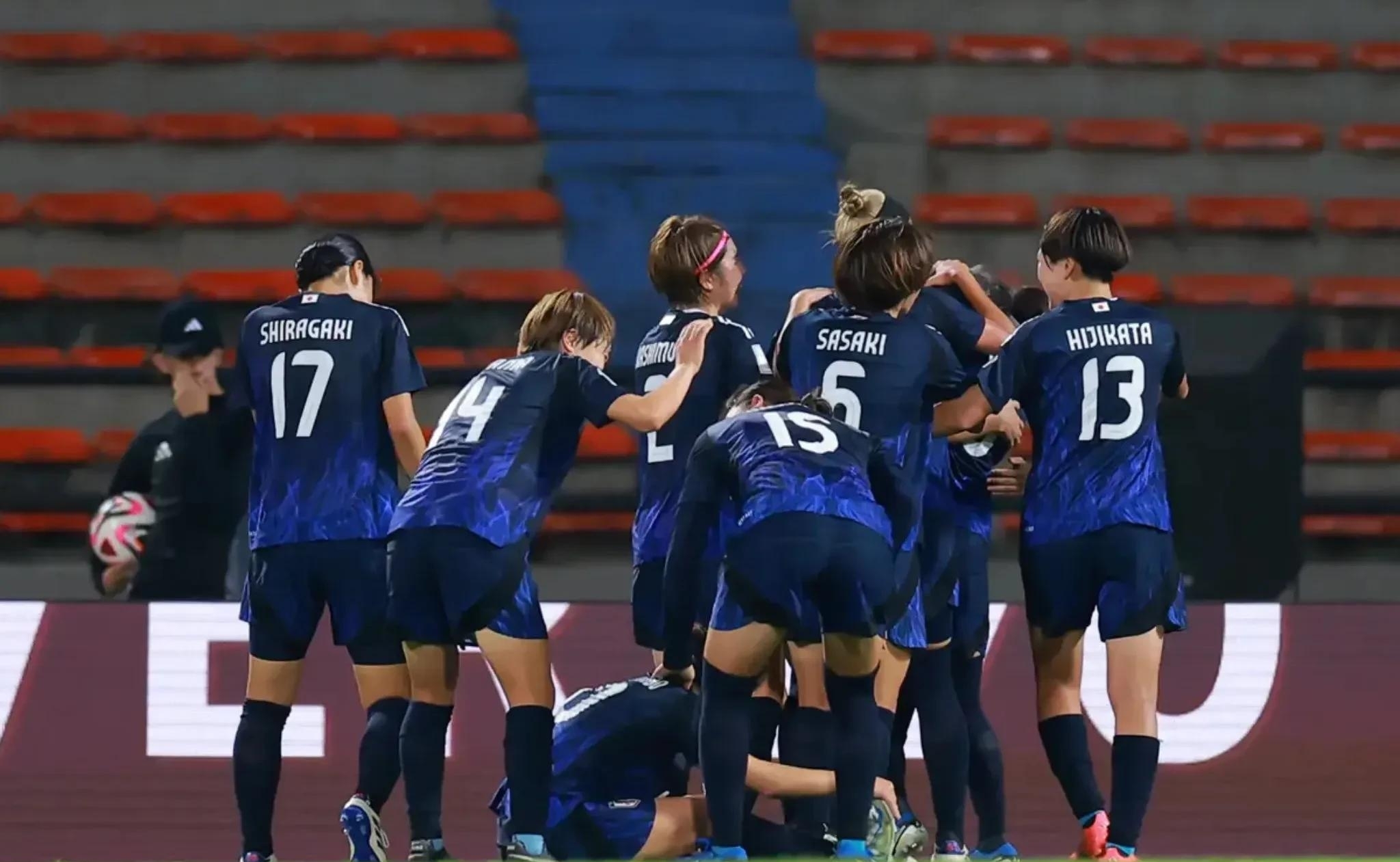 韩国队碾压中国队,陈雨菲统治全场 韩国队碾压中国队,陈雨菲统治全场