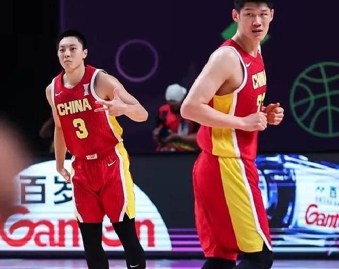 辽宁队力克爵士,胡金秋高光表现 辽宁队力克爵士,胡金秋高光表现